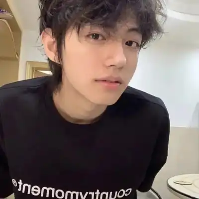 容怀萍